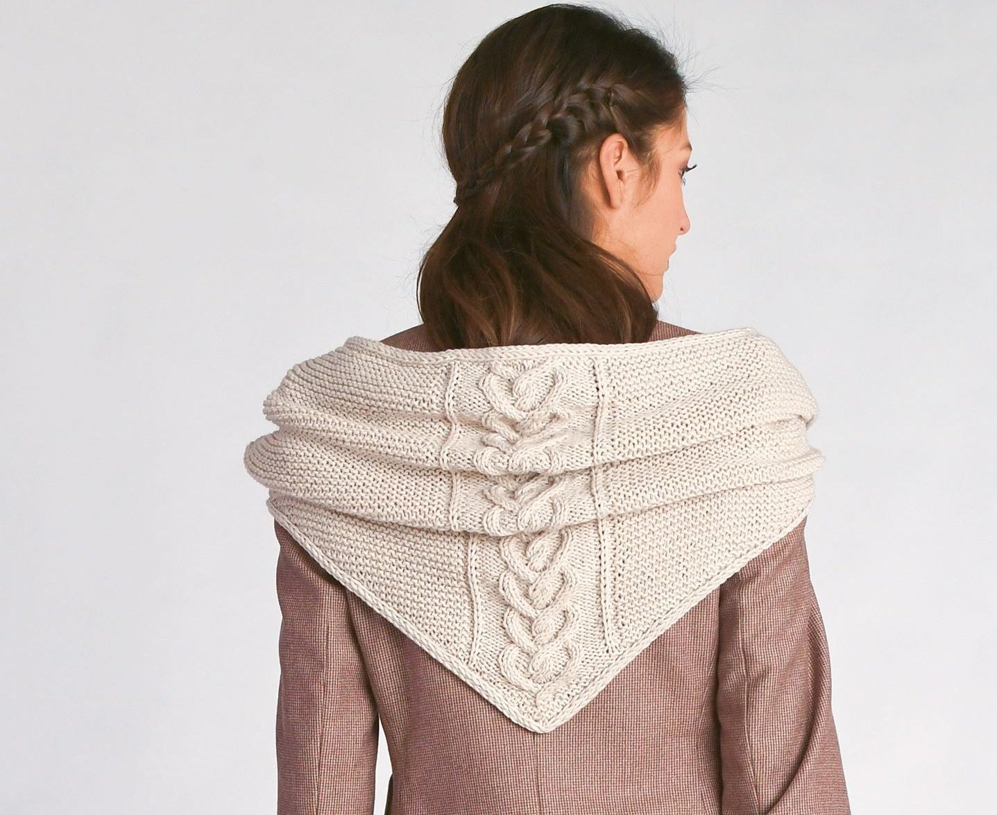 Neulottu kolmiohuivi - Merino Extrafine 120