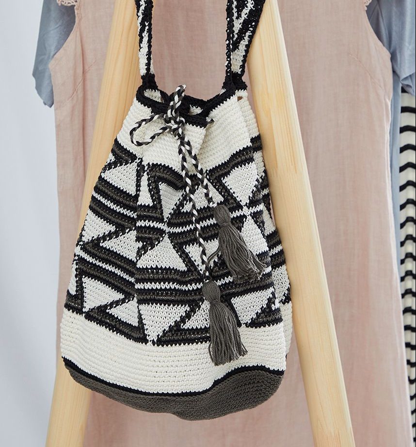 Virkattu kassi - Catania