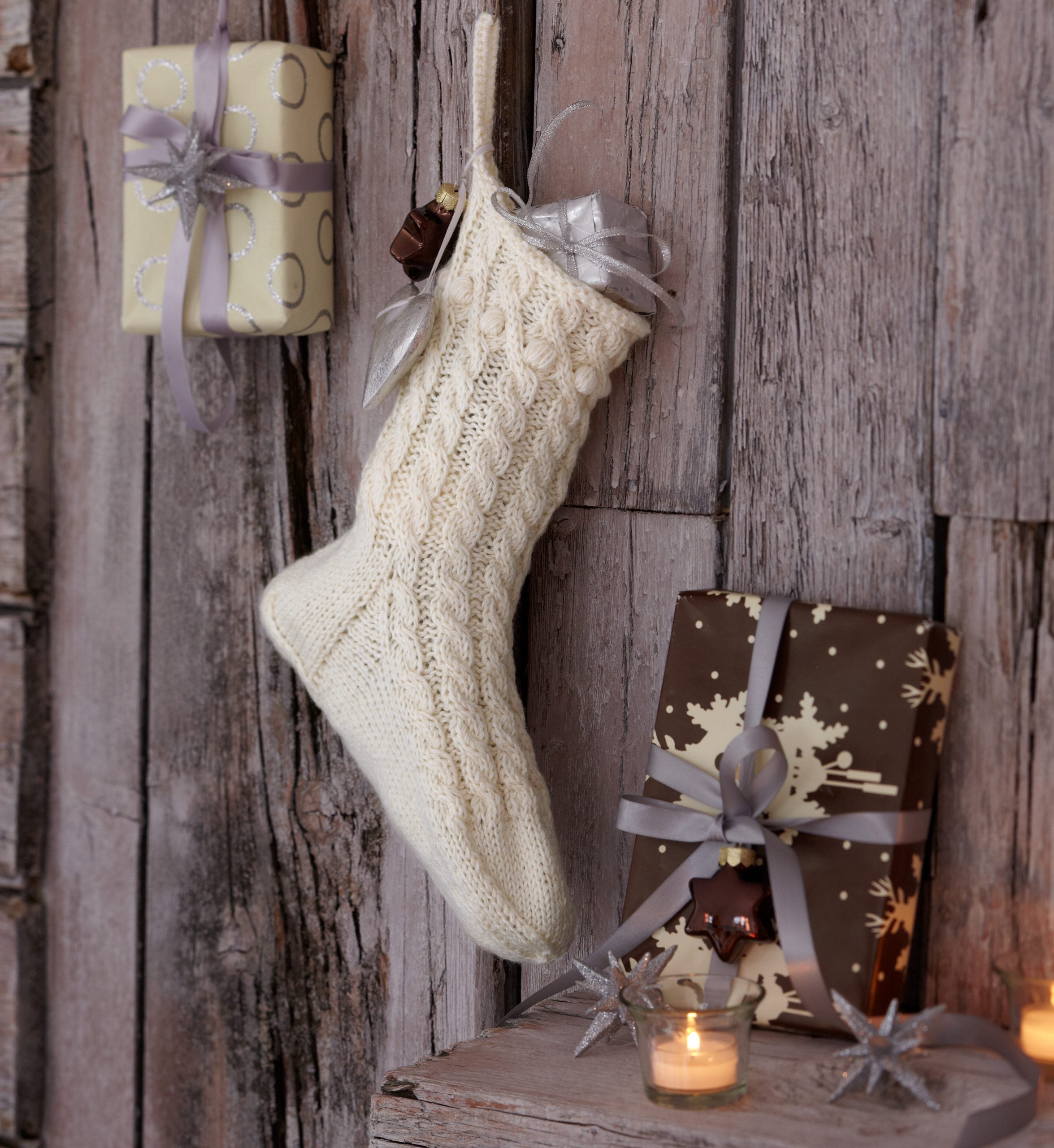 Neulottu joulusukka - Regia 4