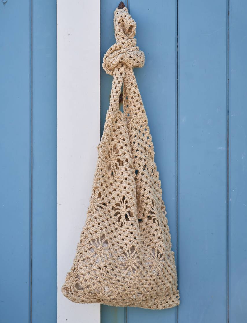 Virkattu kesäkassi Pina- Catania