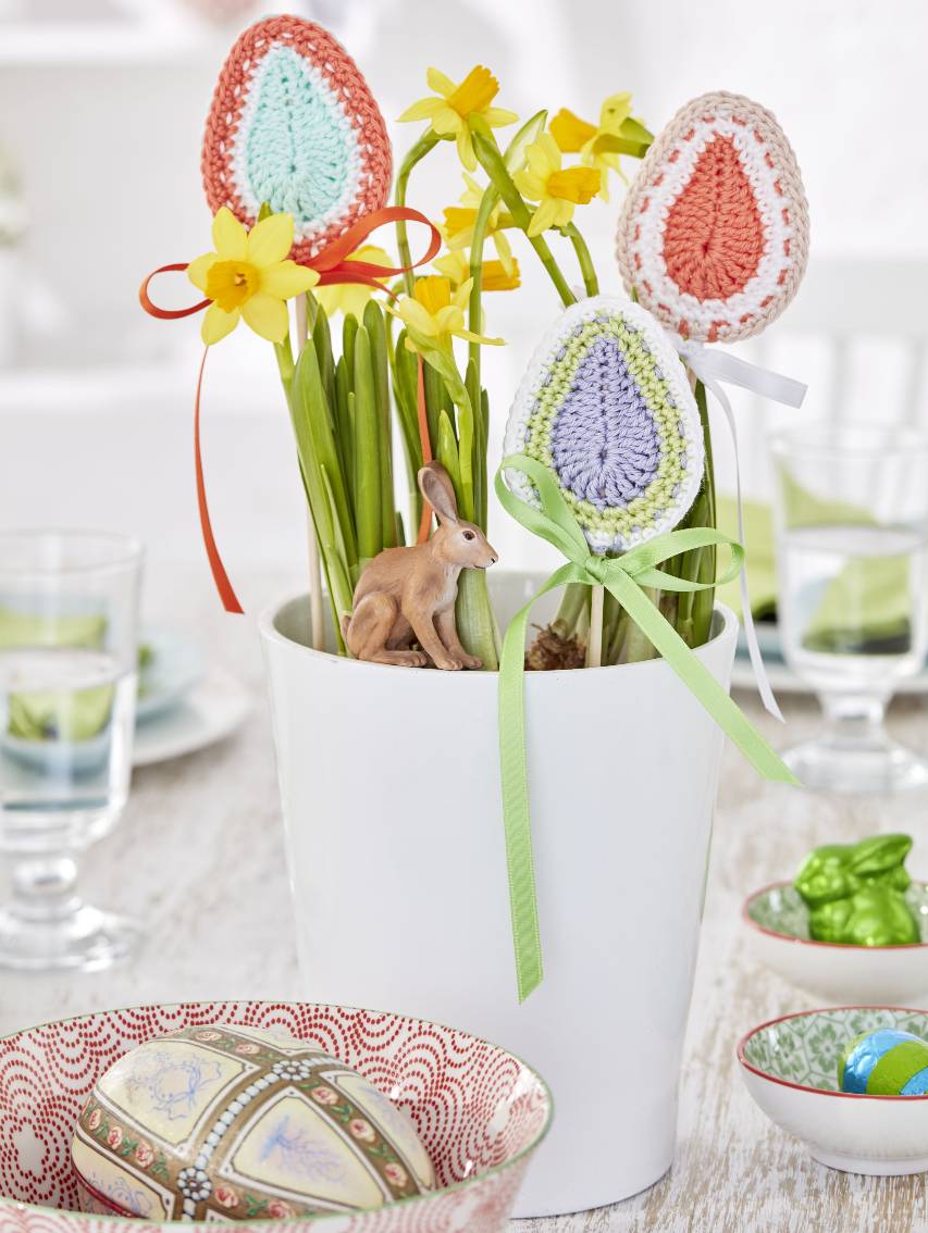 Virkatut pääsiäiskoristeet, kukkatikut - Catania