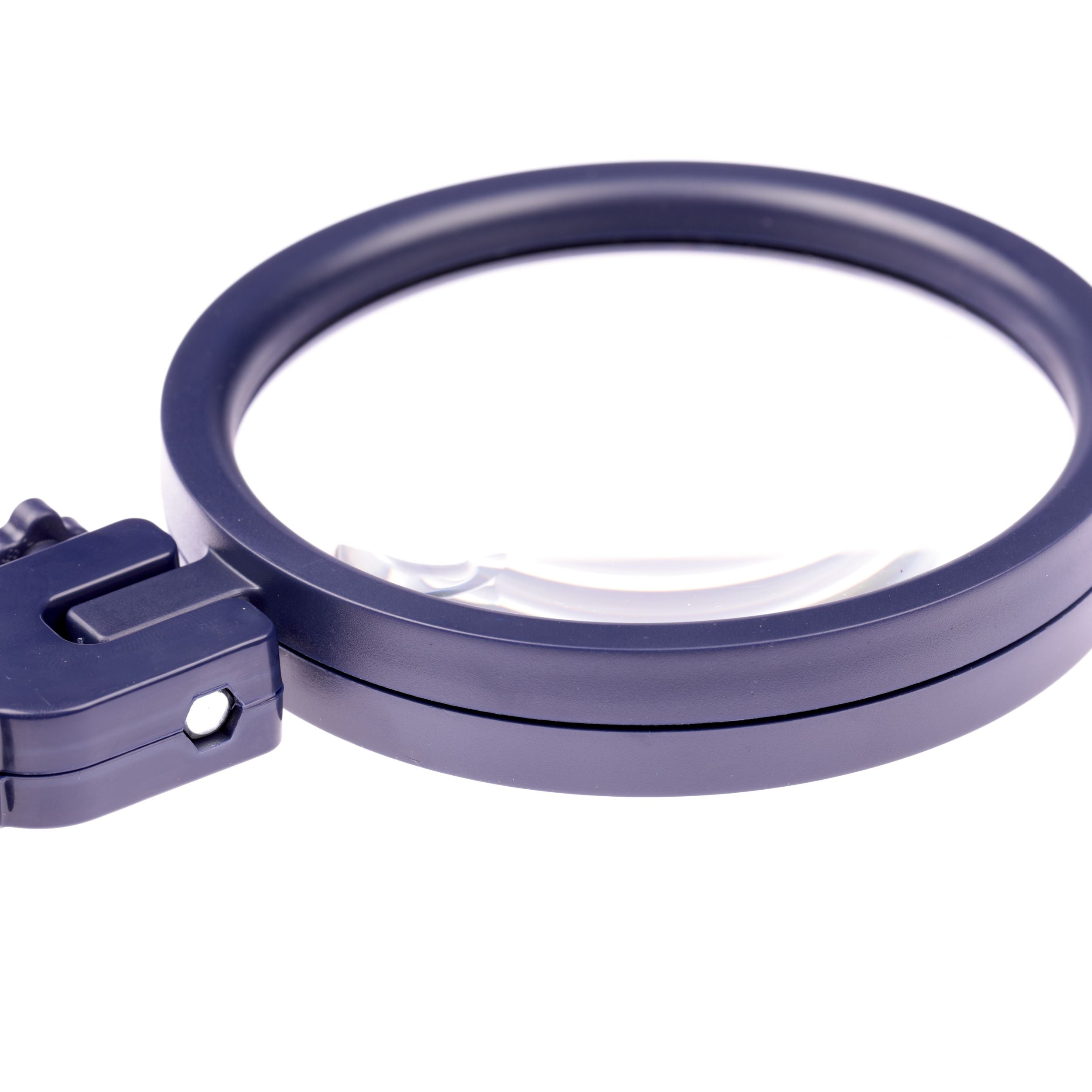 Yleissuurennuslasi niskapidikkeellä