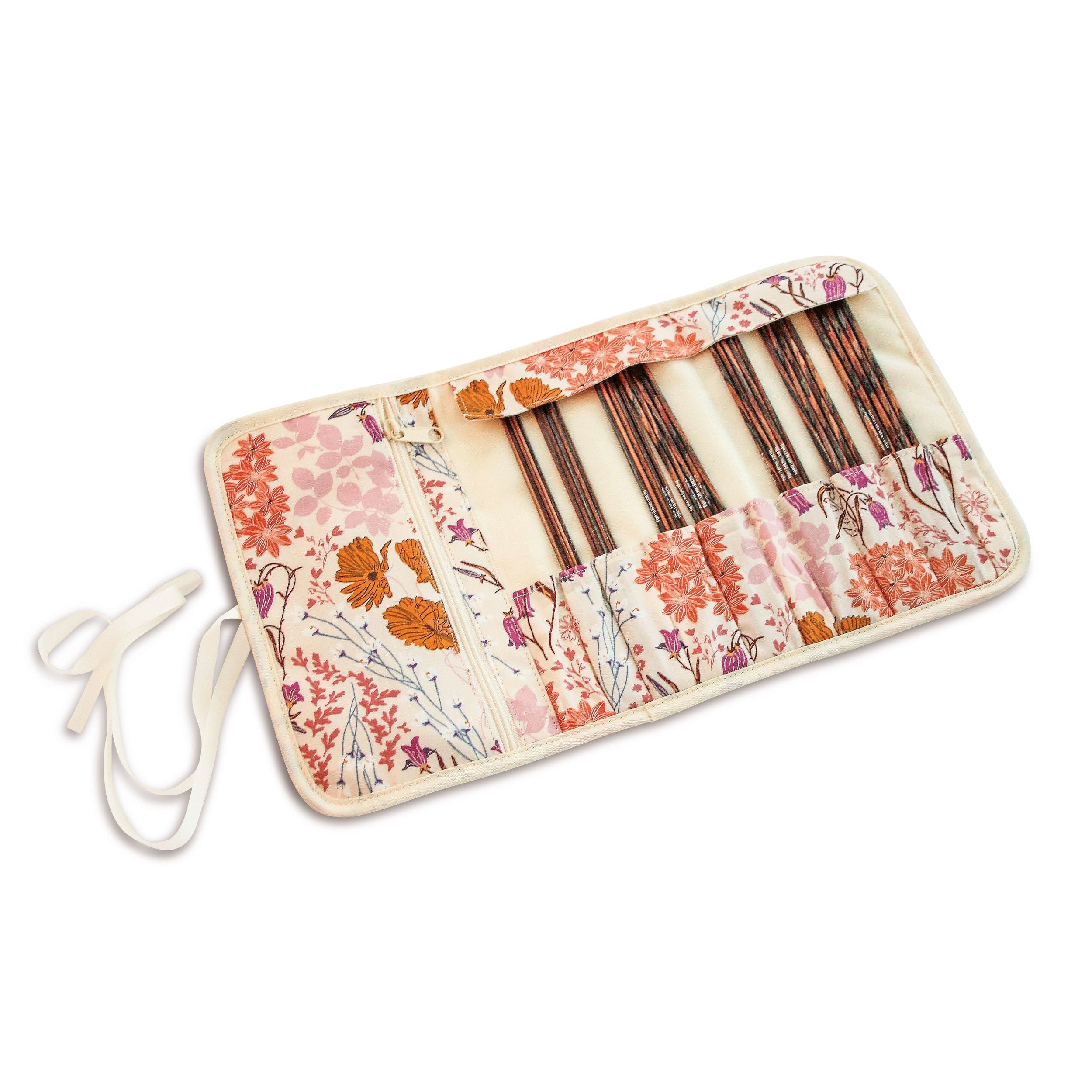 Puikko- ja koukkukotelo kukkaniitty