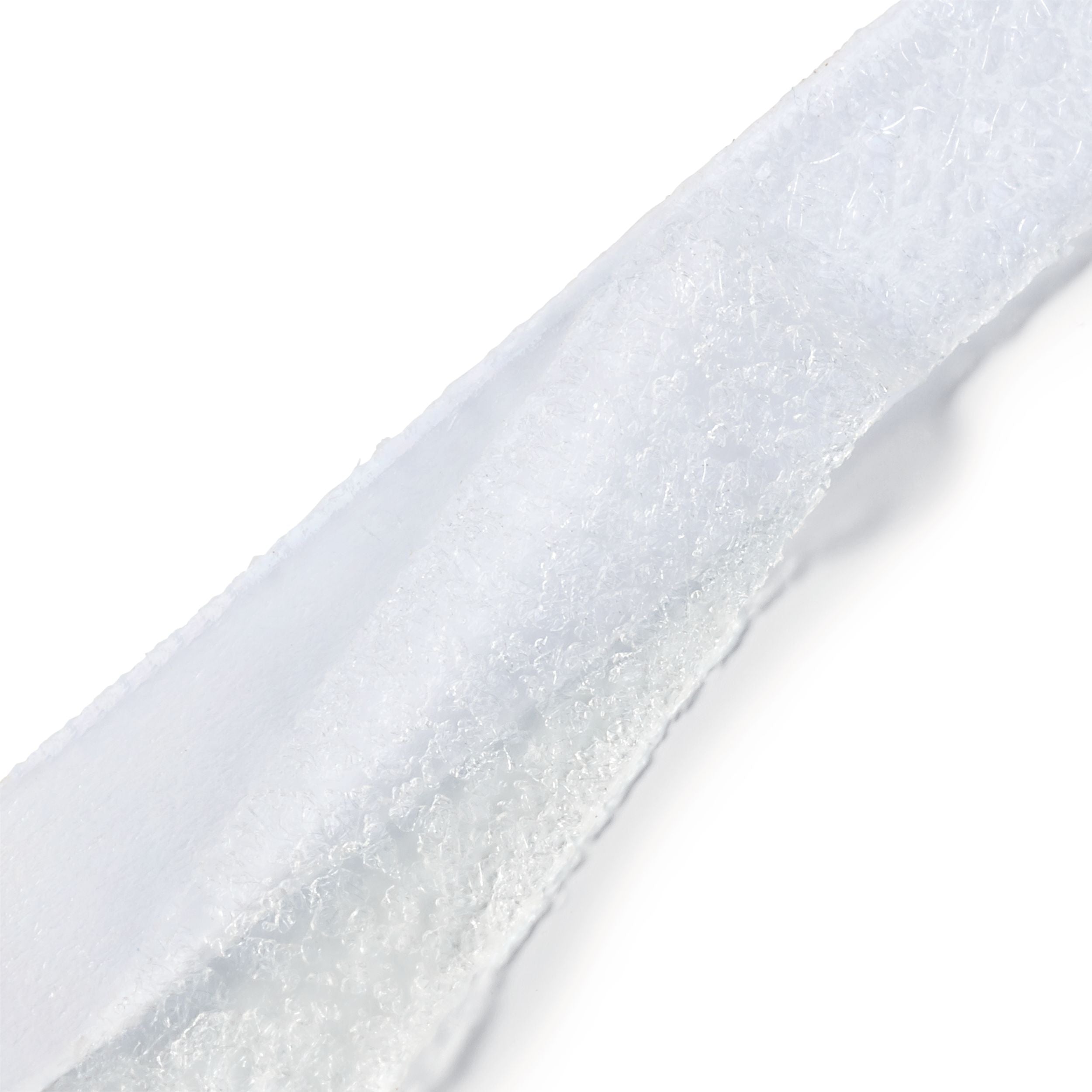 Läpinäkyvä, kaksipuoleinen teippi