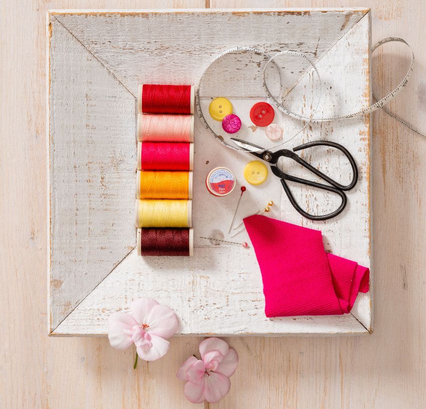 Mez Flex joustava ompelulankalajitelma 7x100m