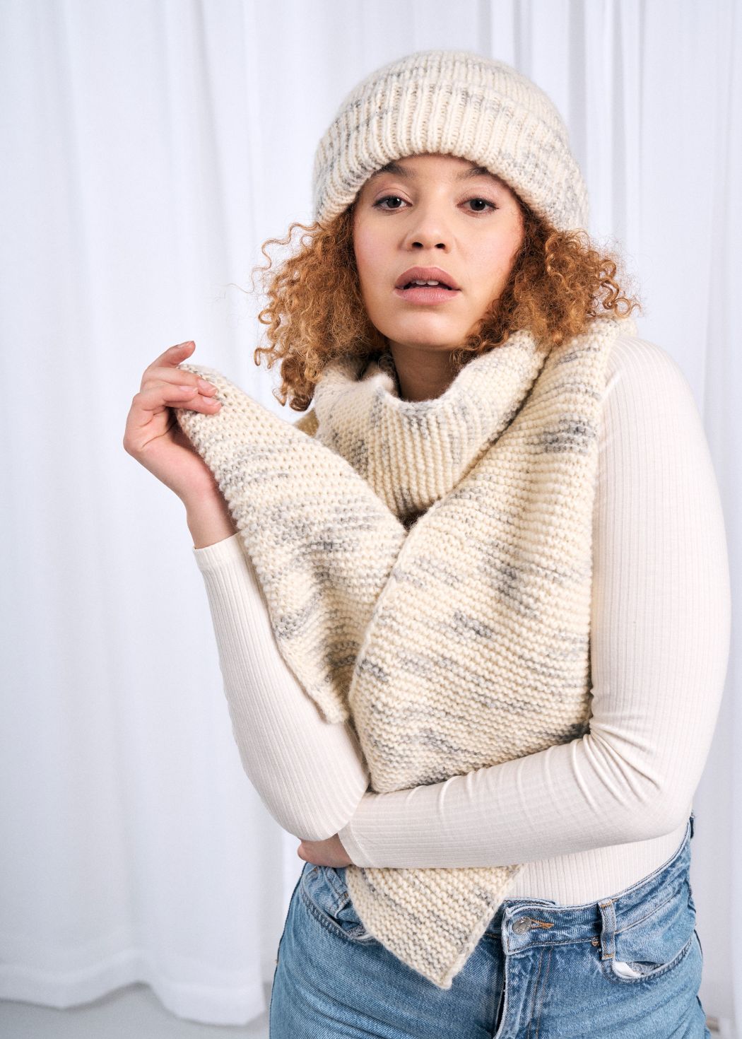 Pipo ja neulehuivi - Mode at Rowan Colourmix