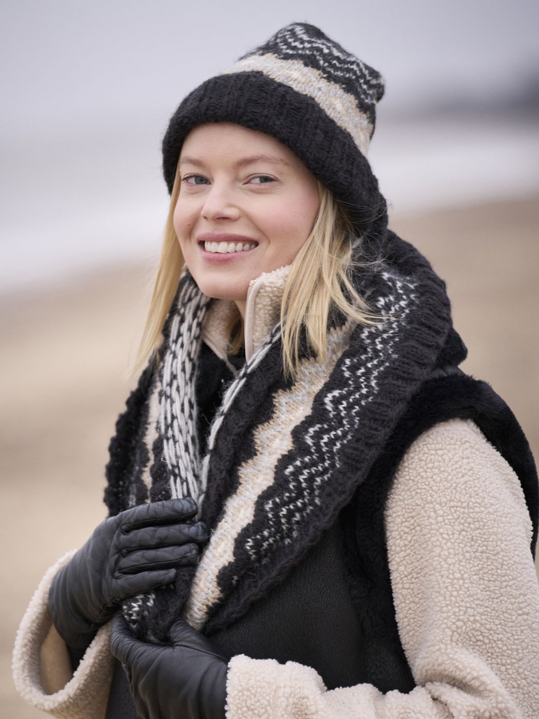 COAST KAULURI JA PIPO - MODE AT ROWAN ALPACA COTTON